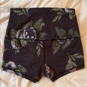 Lululemon pixelated floral booty shorts